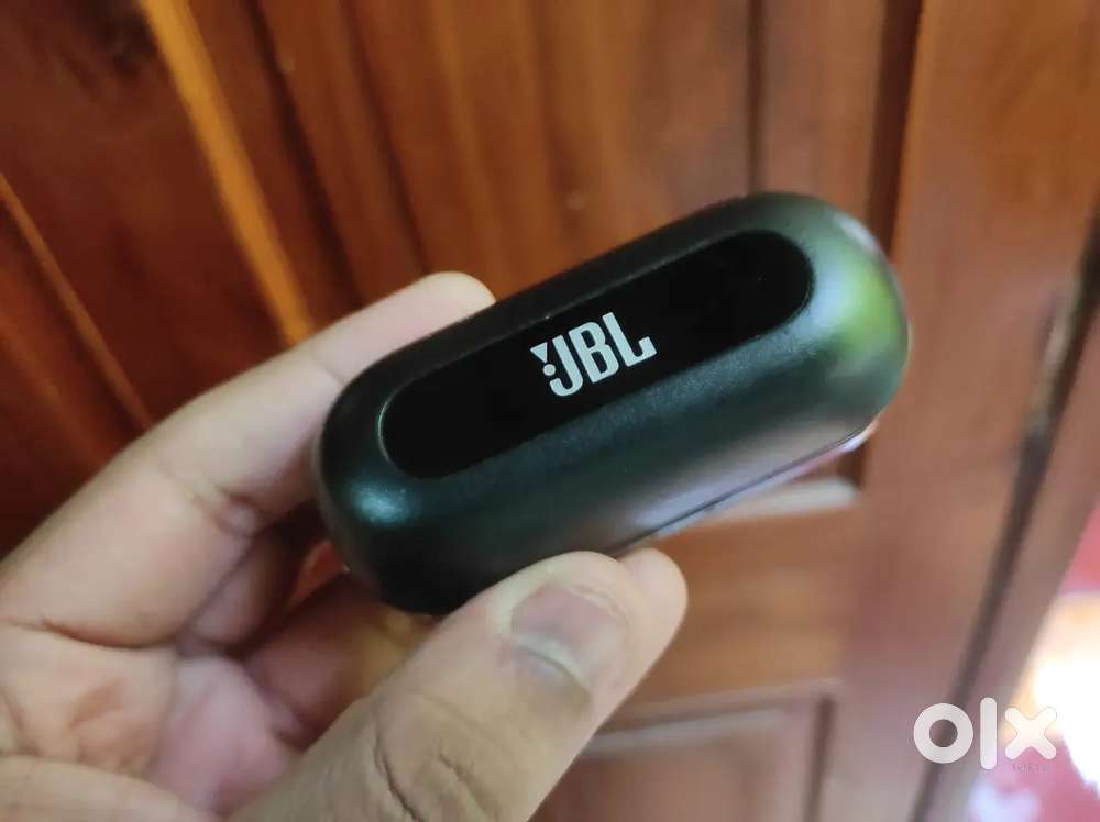 JBL c100tws