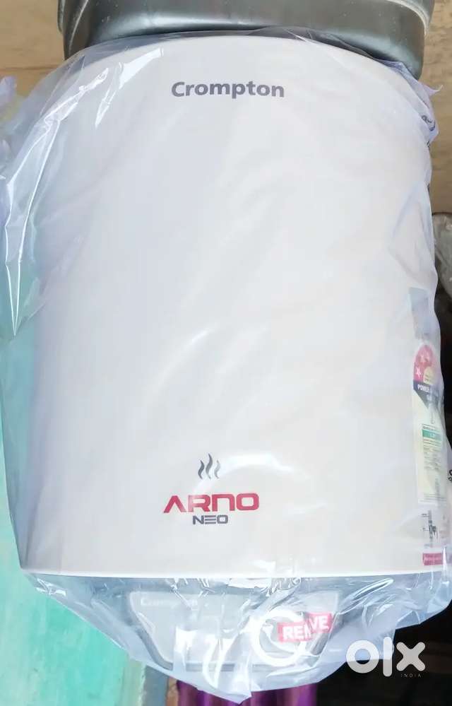 Crompton Arno Neo 15 LTR Geyser/Water heater