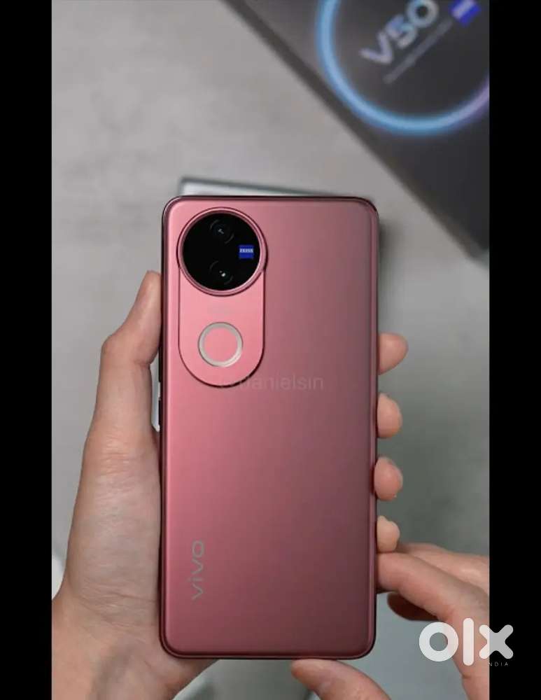 Vivo v50 2025 model 8+256gb