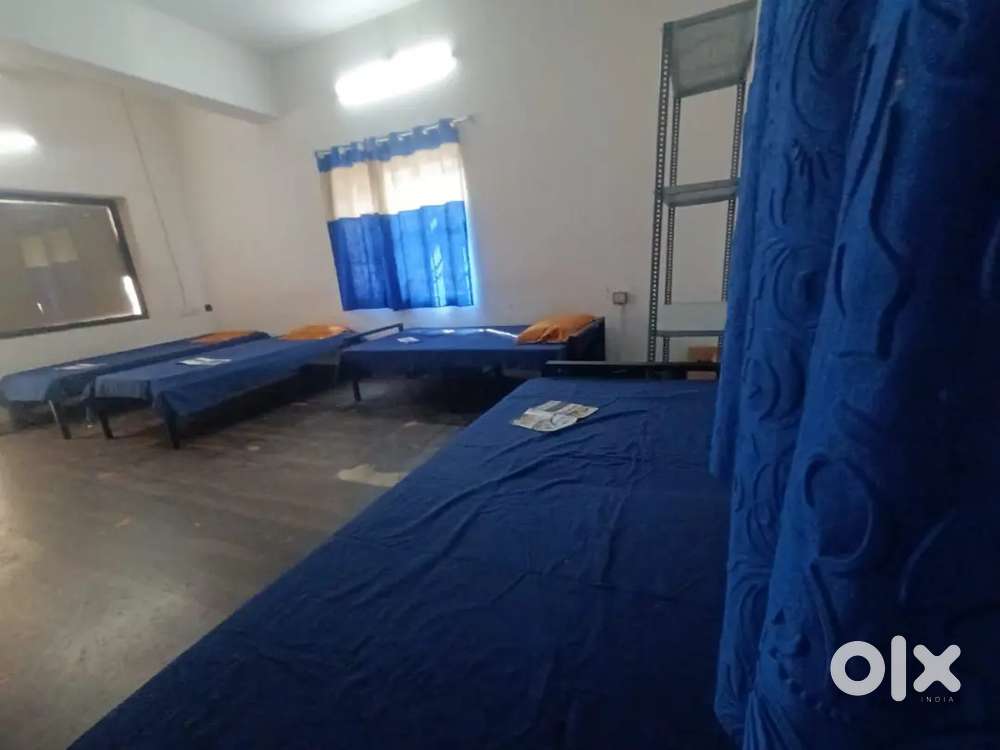 Girl Pg Rooms near Maitri Vihar, Icici Bank, INFOSYS, TCS etc.