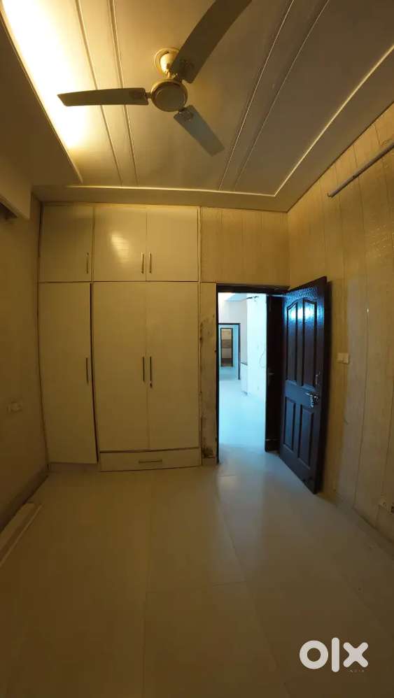 142 Gaj 2BHK Flat for Sale
