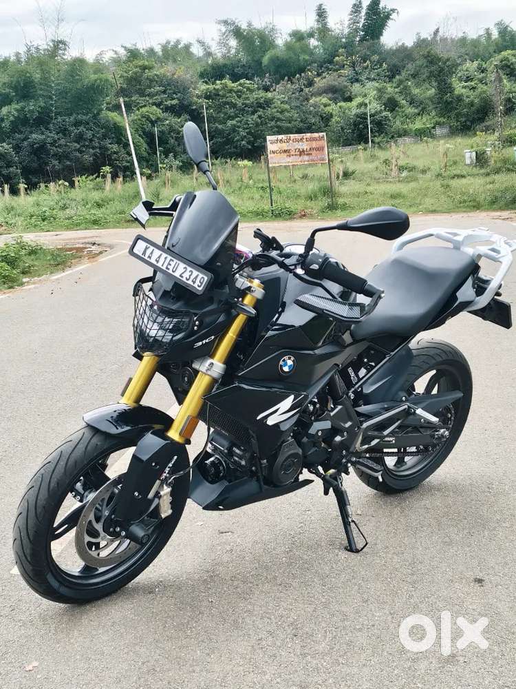 BMW G310R COSMIC BLACK