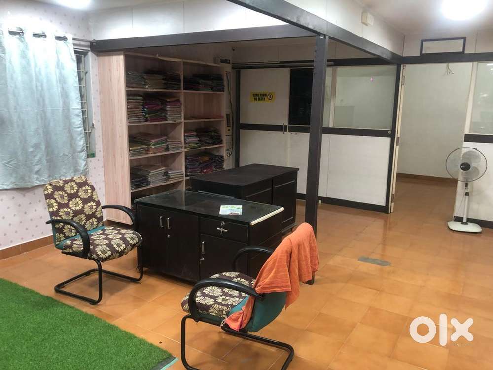 Ground floor 700sqft buildup area doctor clinic for sale madipakkam
