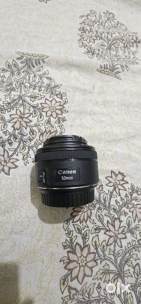 Canon 50mm . Nikon 50mm.  Nikon 35mm lens for sell