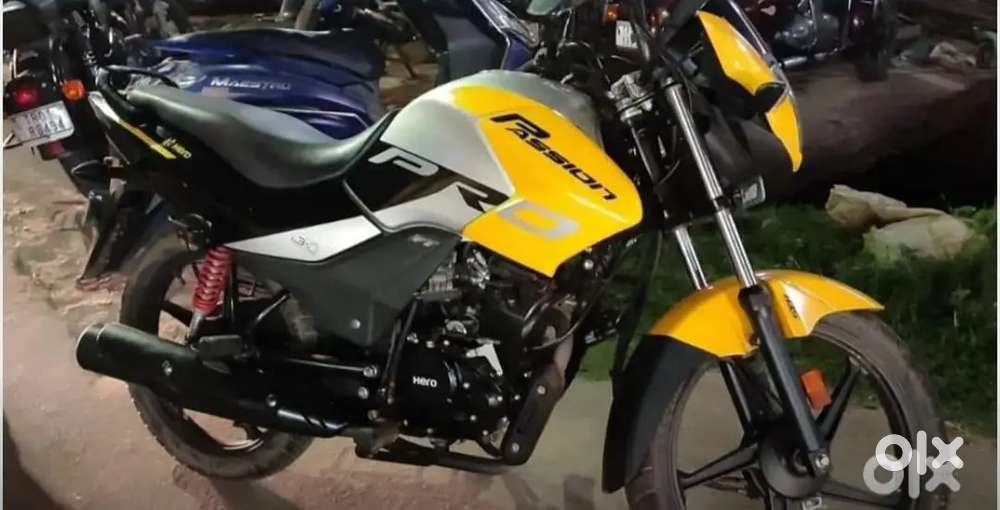 Teachers motor cycle very smooth running good mileage