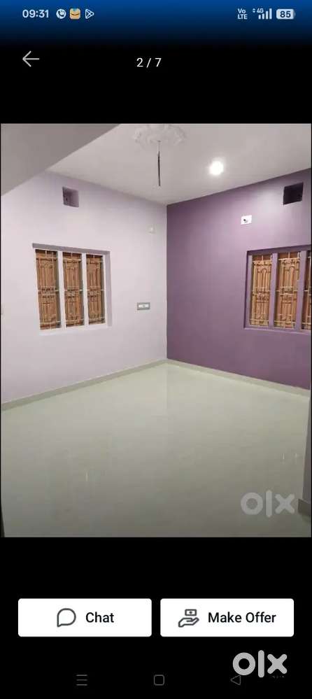 Fully indipendent house family girls bachelor job hodar living room