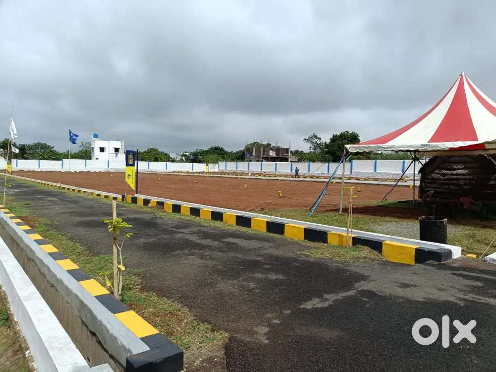 Premium project near PMG school , othakalmandapam