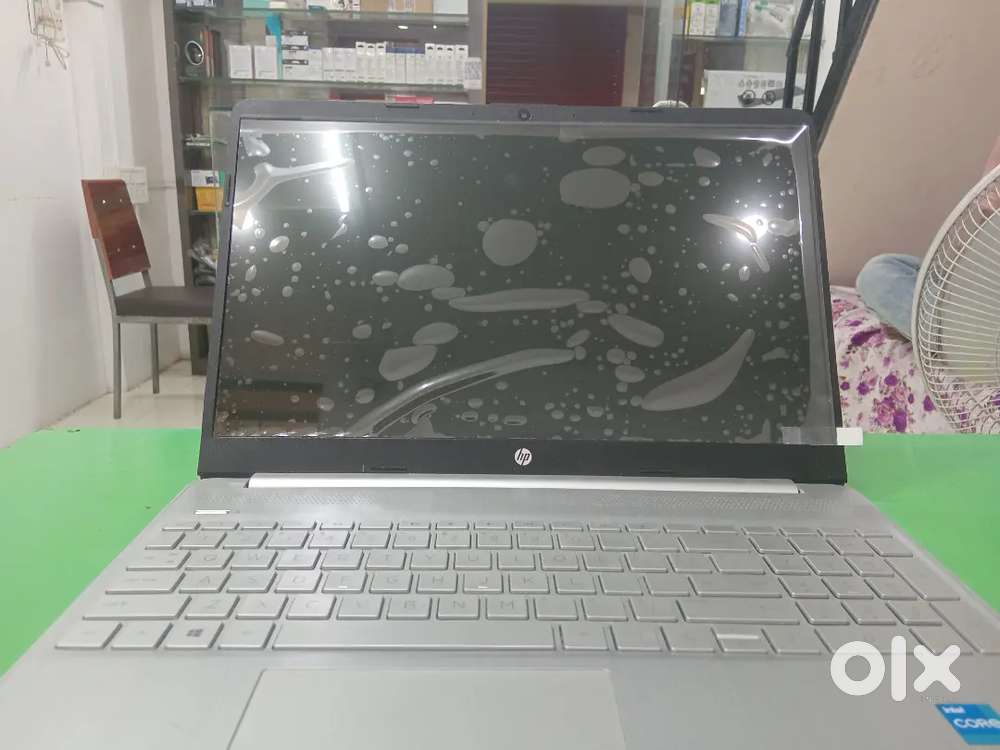 WE REPAIR  COMPUTER LAPTOP  MAC BOOK I PHONE PINTER WE SALE & REPAIR