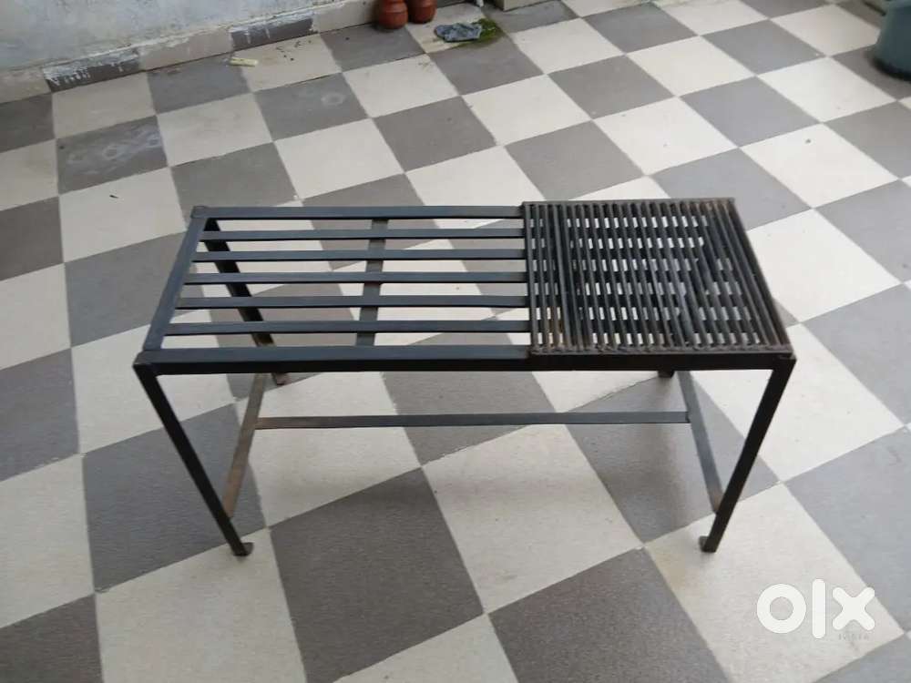 Gardening table