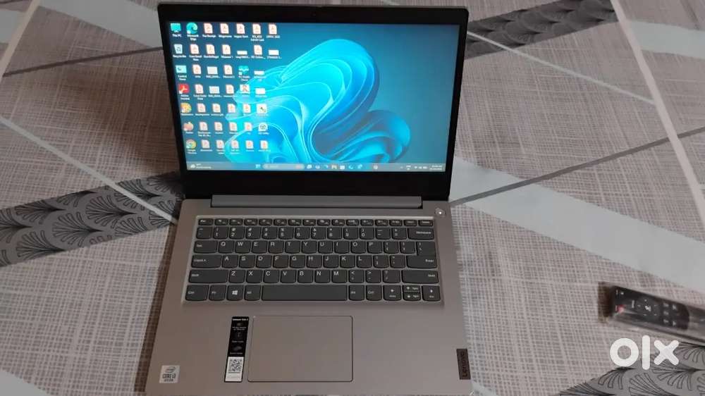 Lenovo IdeaPad Core i3