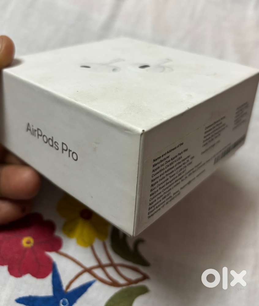 Air pods pro 2 Mag safe charging case lightning