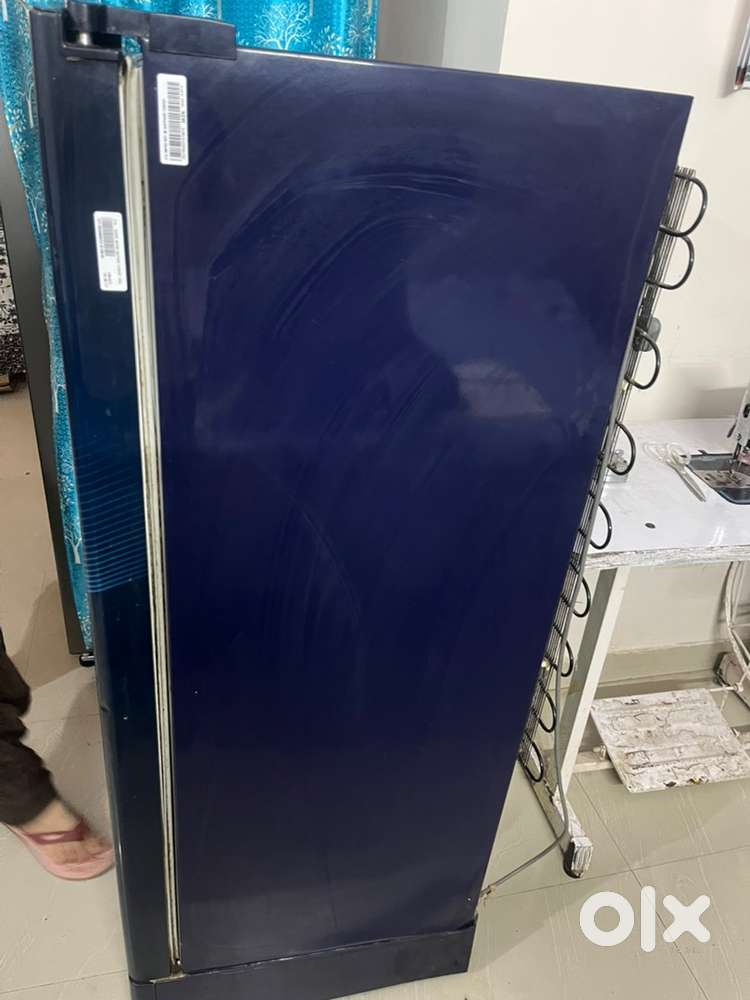 Whirlpool 190litre fridge
