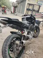 Bajaj pulser NS 200 2013 MODEL