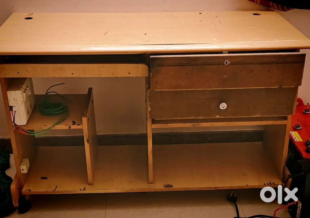 Computer Table for Home and Office Shops all