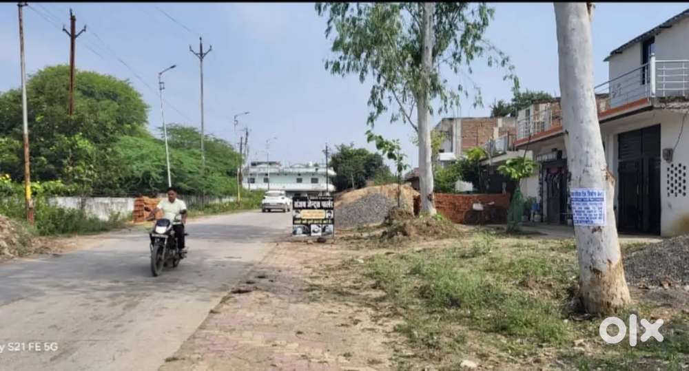 Ring road full comercial plot near neem chouraha with double road