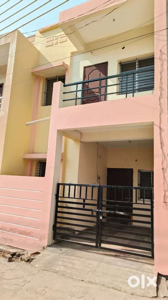 भाठागांव और संतोषी नगर के नजदिक 3बीएचके का डबलेक्स घर 36 लाख