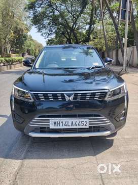 Mahindra XUV300 W8, 2023, Petrol