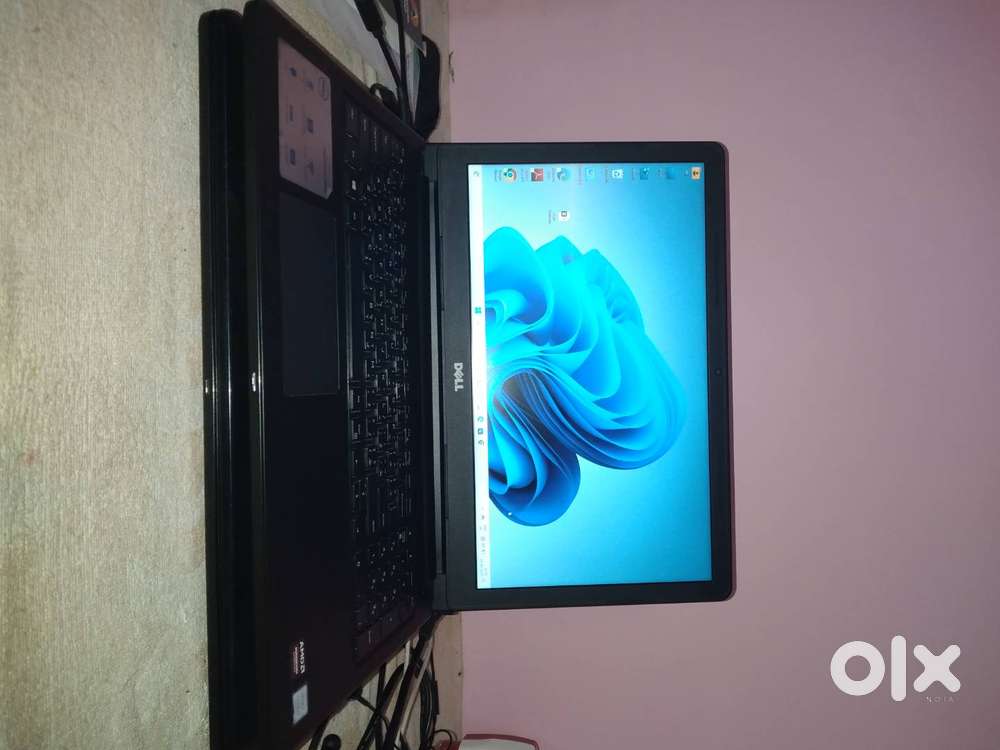 Dell Inspiron i7/7th Generation/SSD+HDD 1 TB