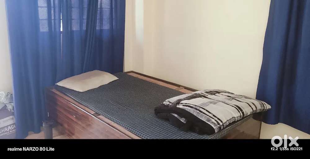 Room for students and family