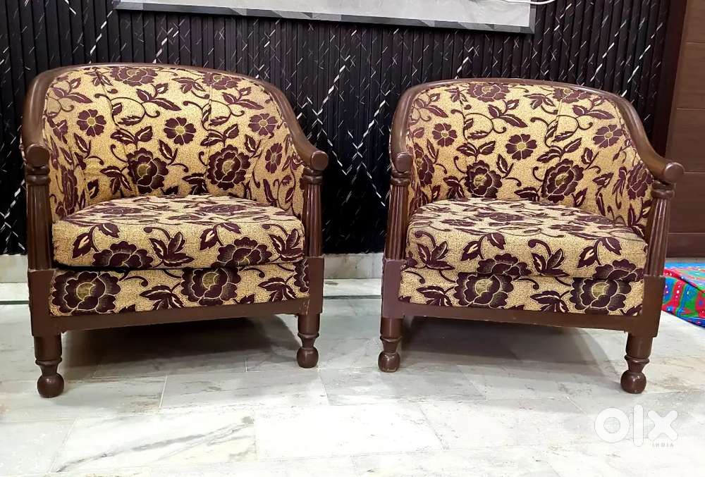 I'm selling 5 seater sofa