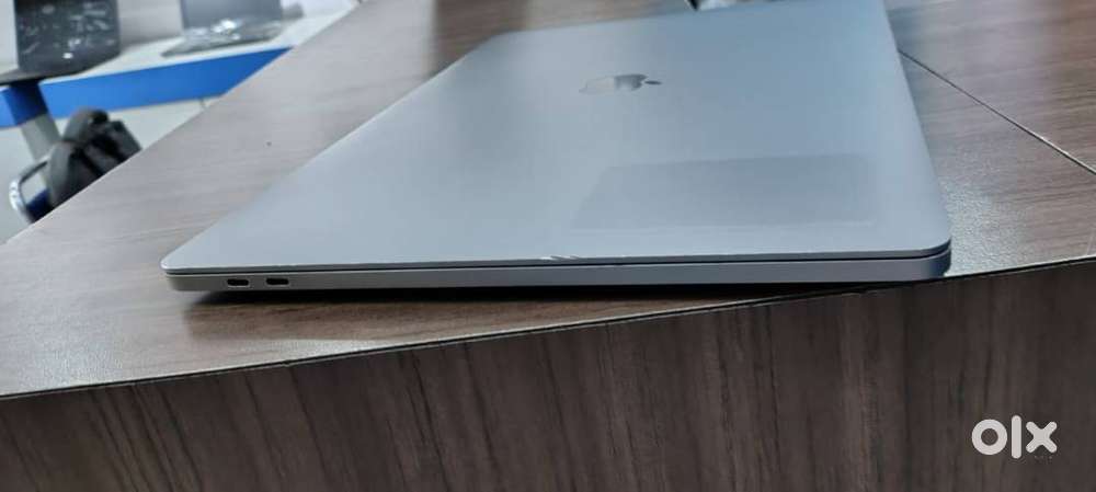 Apple MacBook Pro A2141 – i9 / 16GB / 1TB SSD – 16-inch Retina