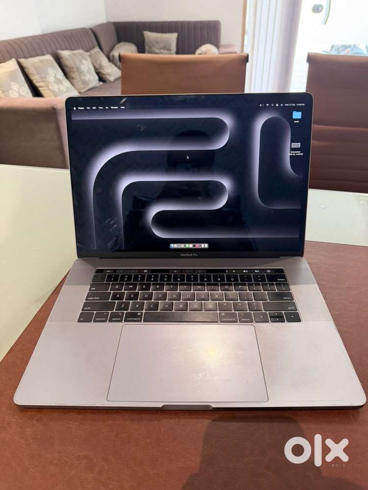 MacBook Pro 15 inch with touch bar