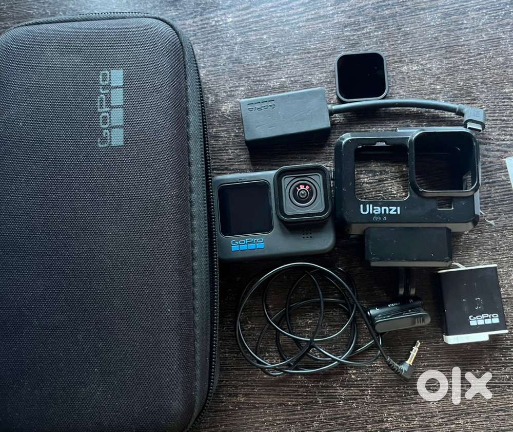 Go Pro Hero 11 Black with mic adapter mic, extra battery and nd filter