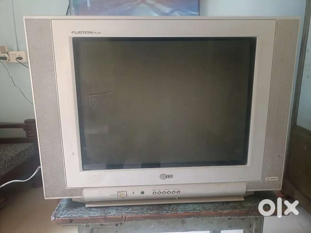 LG flat colour TV