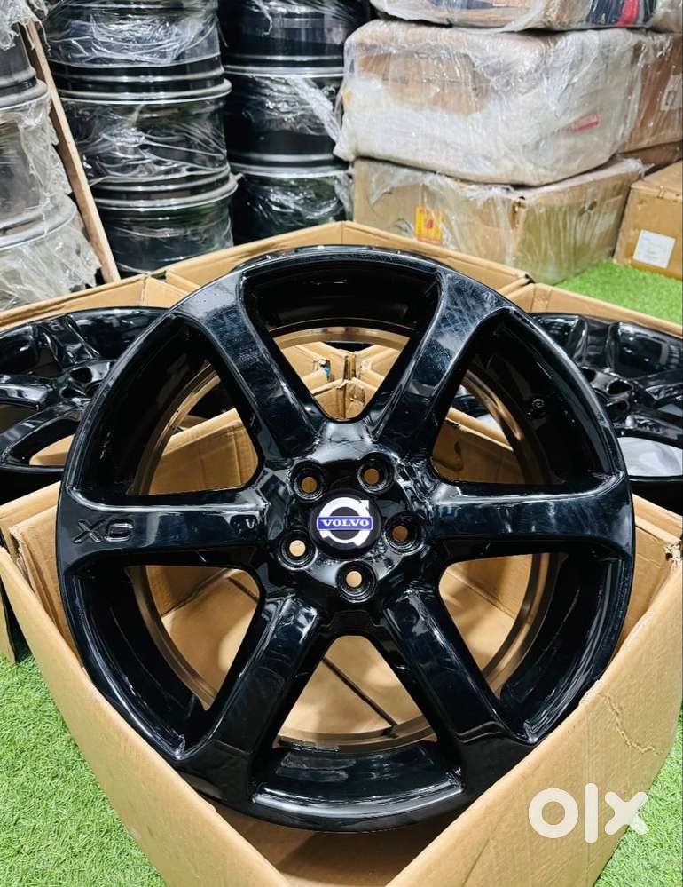 VOLVO ALLOY WHEELS ALMOST NEW CONDITION (SET OF 4)