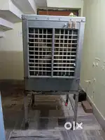 Air Cooler with movable Iron stand