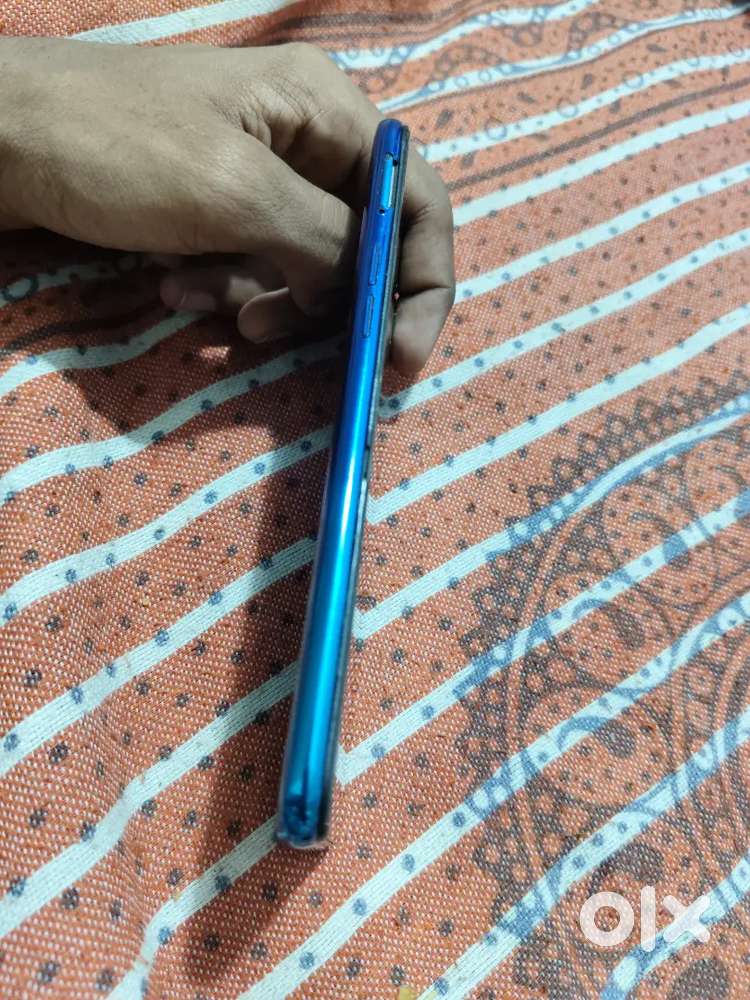 Realme 3 3gb ram 32 internal