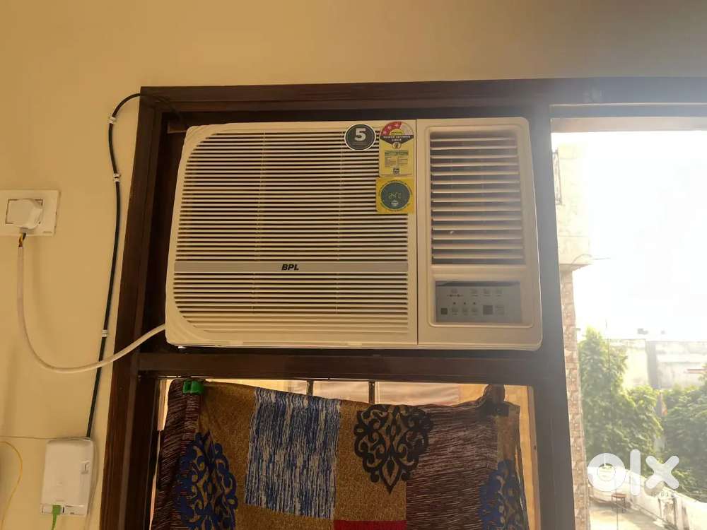 Bpl ac 1.5 ton 2025 may next to new condition