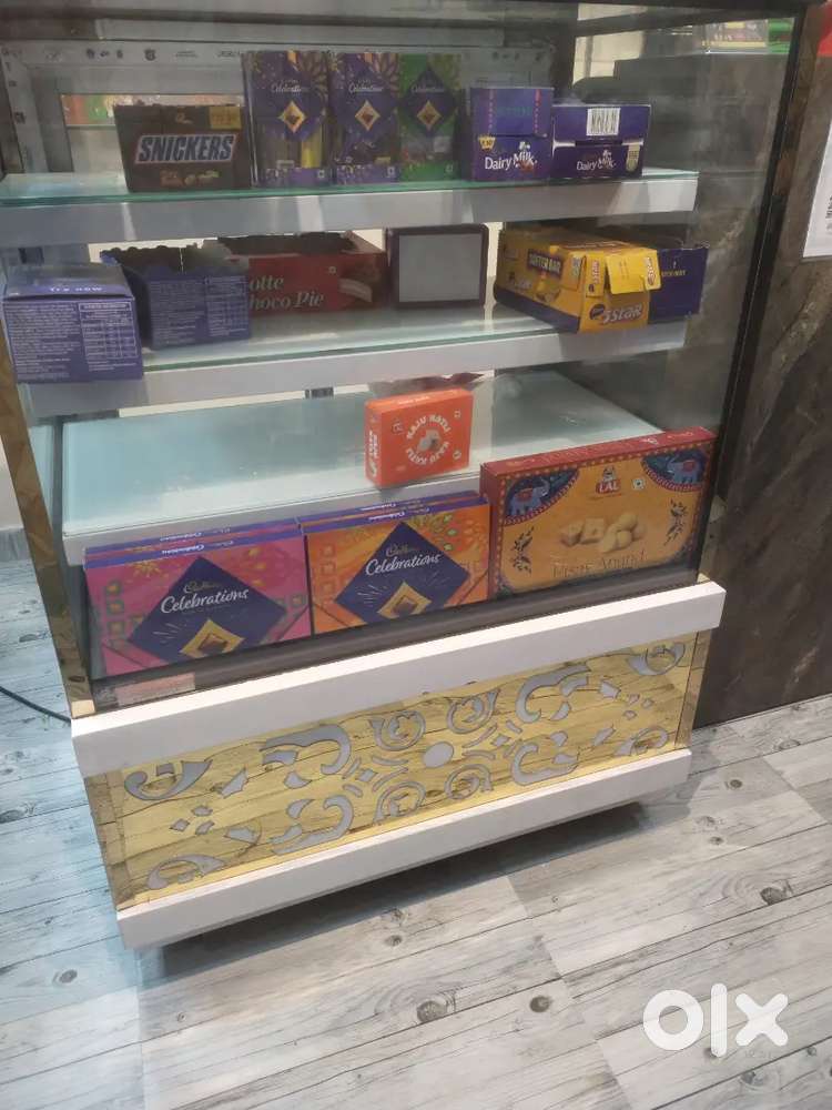 Sweet Display And Counter