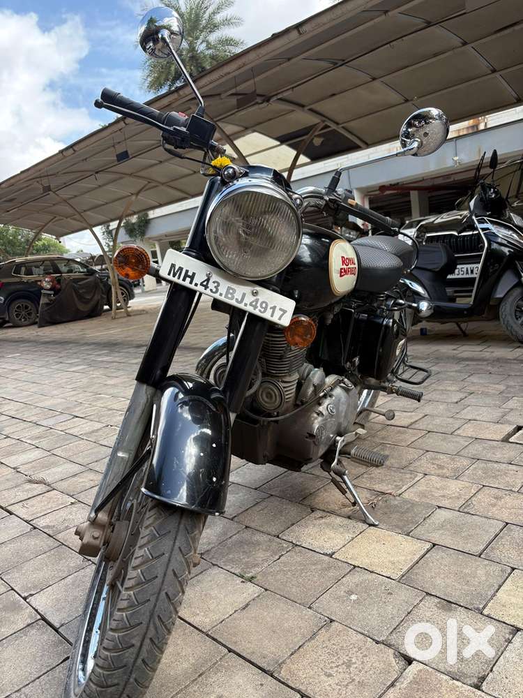 2017 Royal Enfield Classic 350 (Black)