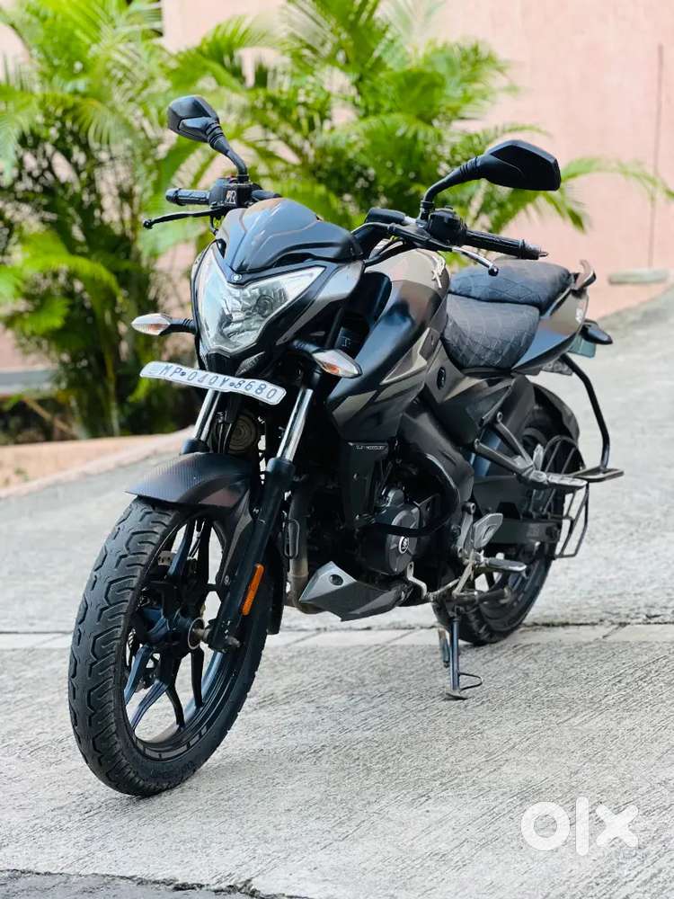 Bajaj Pulsar NS 160 cc good condition