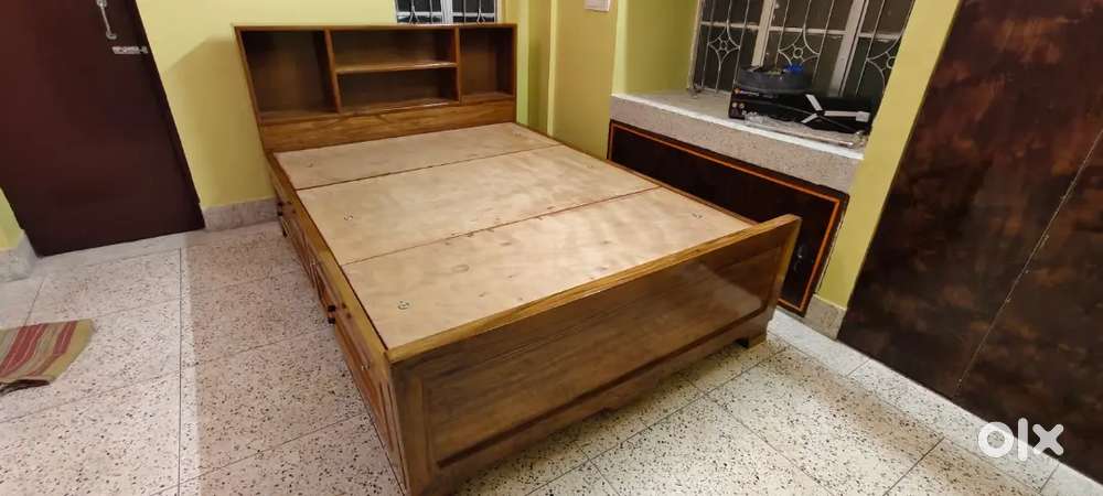 Brand New Headboard Storage Modern Boxbed