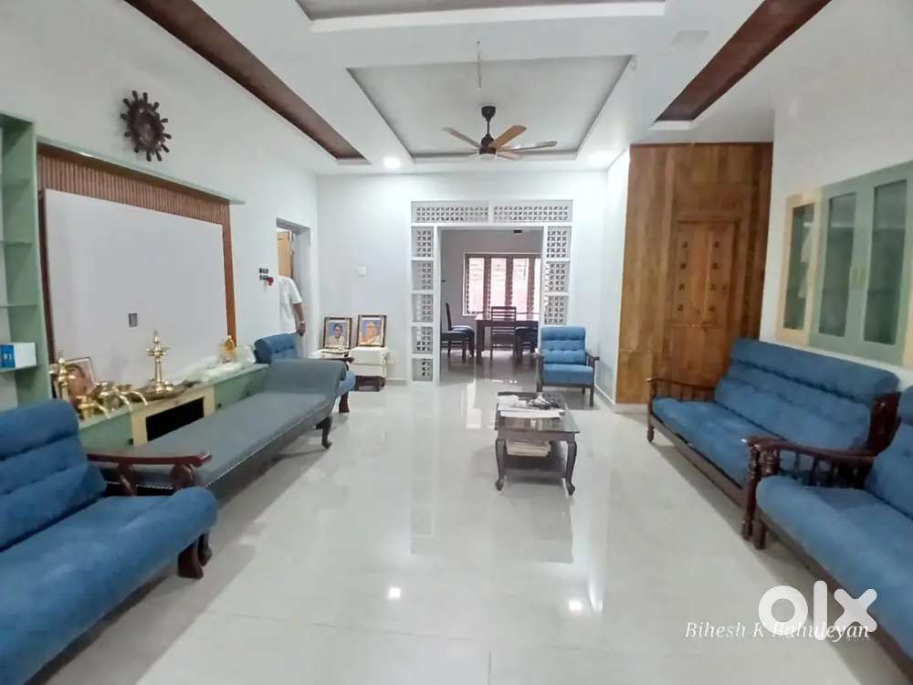 Angamaly town 3 bhk fully furnished apartment for rent immediately
