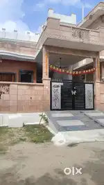 Shikargah Ashok vihar me 2 bhk 1 floor rent k lia dena h