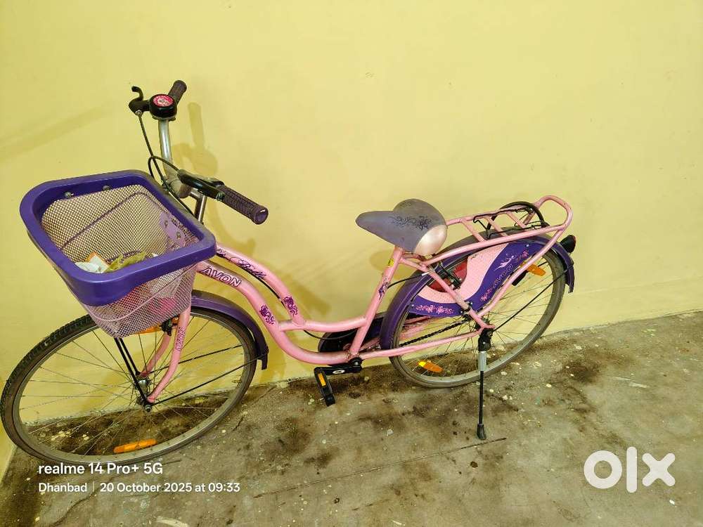 Avon ladies cycle