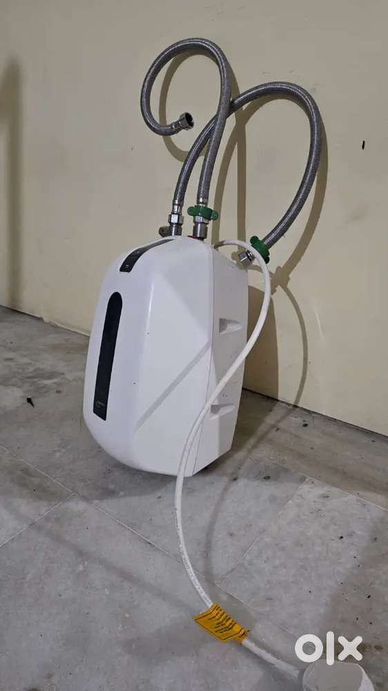 V guard zio instant water geyser