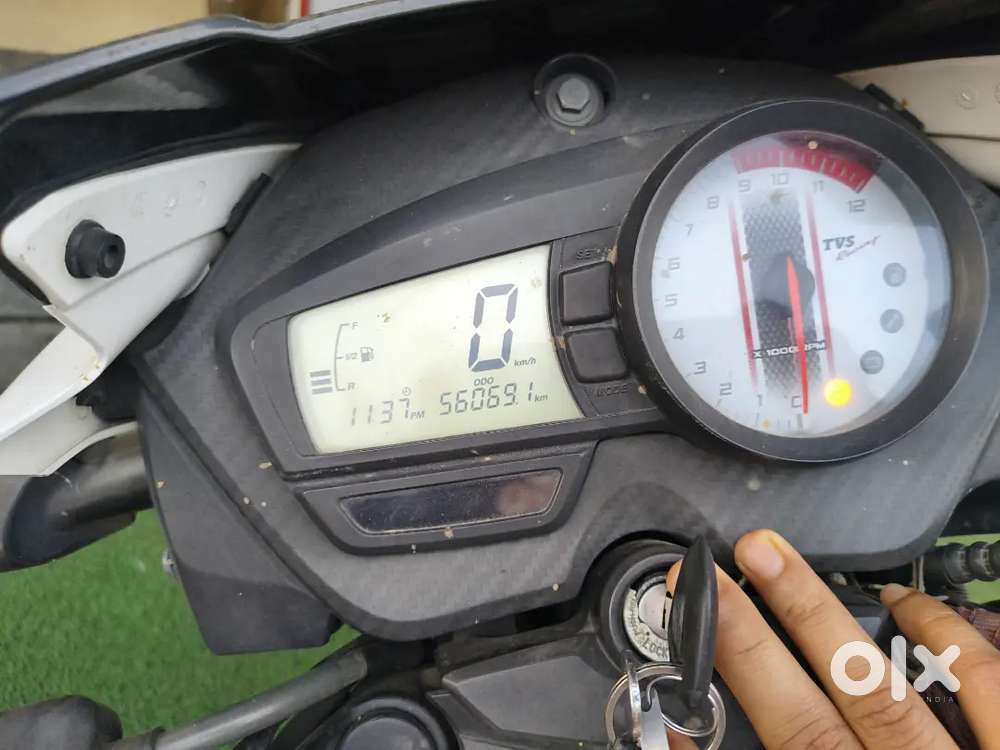 Apache RTR race edition 6 years old. Good condition.