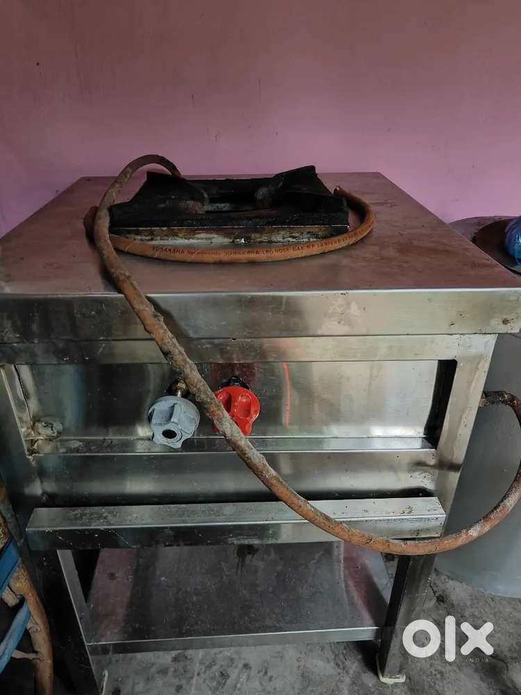 Oven for hotel and restaurant