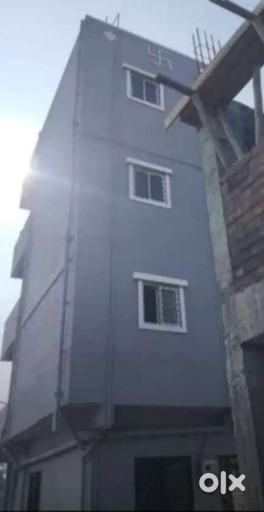 Independent Building house for sale