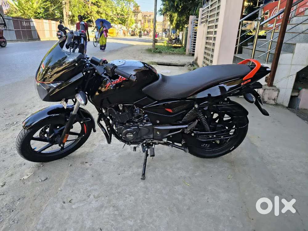 Bajaj Pulsar 125