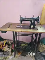 SINGER SEWING SILAI MACHINE – Good Condition