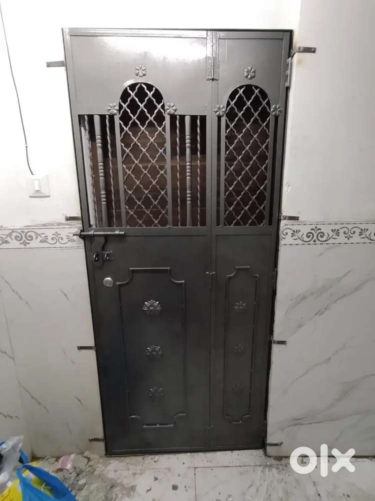 1bhk studio flat for sale in very good condition