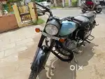 Royal Enfield classic 350 bike