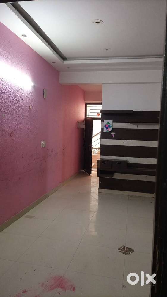 2BHK FULL FURNISHED FLAT 1ST FLOOR
