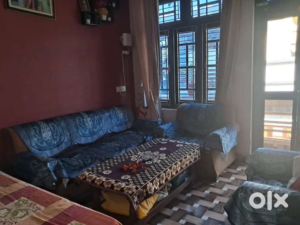 A ready to move house for sale in chorpani