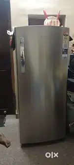 Whirlpool refrigerator fridge New fridge 2 month
